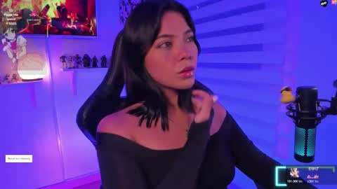 Snapshot of julietariverss chatting on 11-20-25, 06:46 Julieta online show from 11-20-25, 06:46