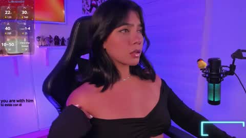 Snapshot of julietariverss chatting on 11-27-25, 01:18 Julieta online show from 11-27-25, 01:18