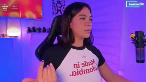 Snapshot of julietariverss chatting on 02-24-26, 02:42 Julieta online show from 02-24-26, 02:42