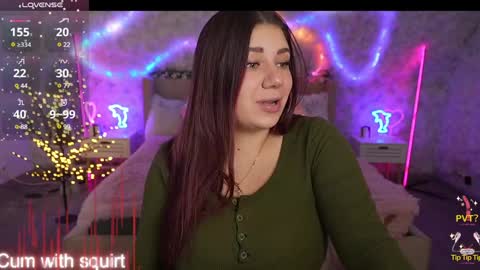 Snapshot of julietdream chatting on 01-20-25, 06:42 J U L I E T online show from 01-20-25, 06:42