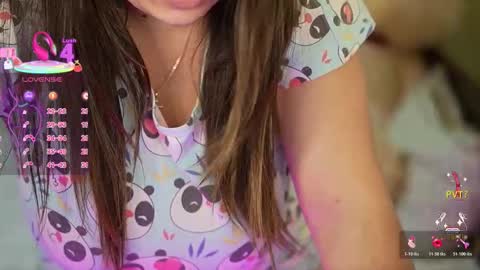 Snapshot of julietdream chatting on 12-01-25, 03:06 J U L I E T online show from 12-01-25, 03:06