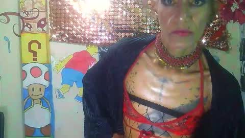 Julieth Wolf online show from 12-17-25, 03:34