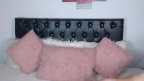 julietha fox online show from 09-19-25, 04:58