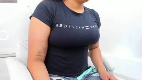 Julietha online show from 01-24-25, 03:11