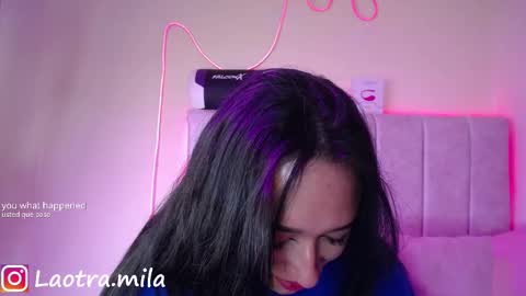Snapshot of juliettaa_1 chatting on 10-17-25, 04:48 IG mila delux online show from 10-17-25, 04:48