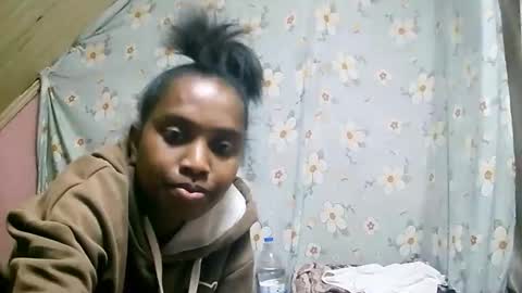 Snapshot of juliette9794 chatting on 09-08-25, 03:55 juliette9794 online show from 09-08-25, 03:55