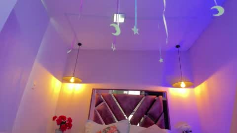 juli  online show from 02-24-26, 07:34