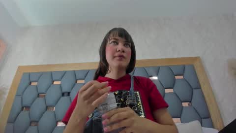 juliette_pretty_ online show from 09-22-25, 11:45