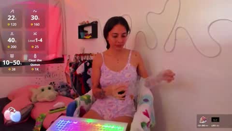 Snapshot of juliette_sweet05 chatting on 09-27-25, 09:31 juliette online show from 09-27-25, 09:31