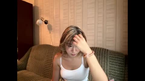 Snapshot of juliettegussow chatting on 08-01-26, 01:32 Adele online show from 08-01-26, 01:32