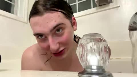 julieuhb online show from 10-20-25, 11:05