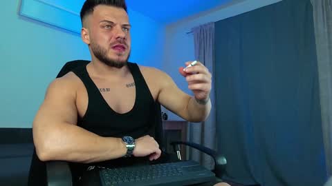 JULiUS   online show from 02-05-25, 08:35