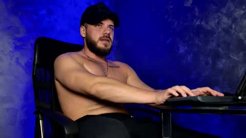 JULiUS   online show from 01-09-26, 09:05