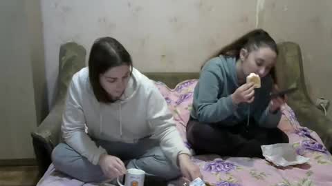 Juliya Katie online show from 01-26-25, 05:23