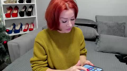 jullia_moor online show from 01-07-26, 12:57