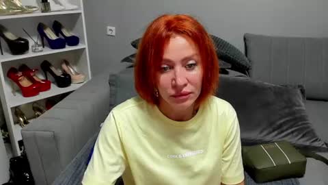 Snapshot of jullia_moor chatting on 06-19-26, 10:57 jullia_moor online show from 06-19-26, 10:57