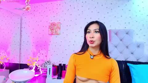 Julieta Reyes   online show from 03-18-26, 11:57