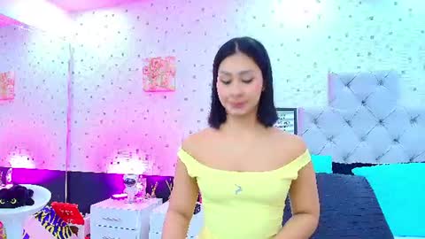 Snapshot of jullietareyes chatting on 06-16-26, 12:08 Julieta Reyes online show from 06-16-26, 12:08