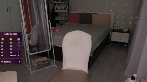 Julia online show from 10-23-25, 05:23