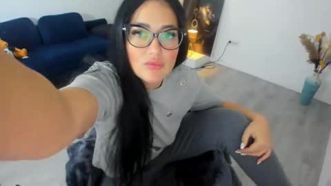 Julya online show from 04-22-26, 04:59