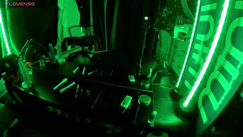 Julie online show from 10-19-25, 10:54