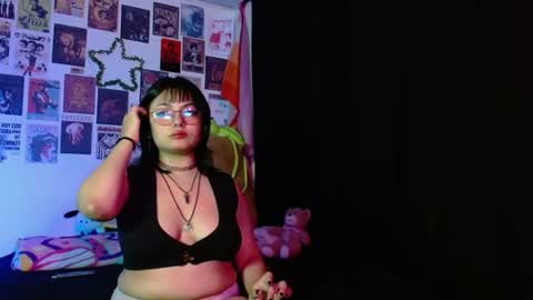 Snapshot of julz_cherry_ chatting on 07-03-26, 06:09 Cherry Julz Independiente online show from 07-03-26, 06:09