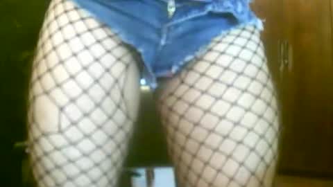 Mia online show from 02-15-26, 12:40