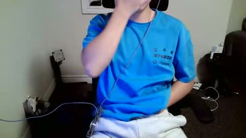 jung63455 online show from 09-15-25, 02:44