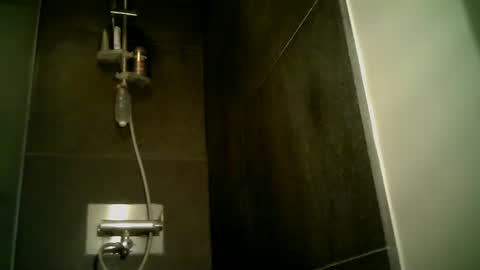 Snapshot of junior25nl chatting on 12-07-24, 06:04 Junior online show from 12-07-24, 06:04