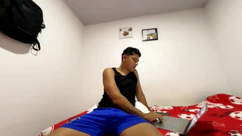 junior_osorio_2 online show from 02-19-26, 02:29