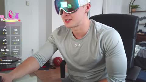 Snapshot of juniormadison69 chatting on 03-01-25, 10:10 Junior Madison online show from 03-01-25, 10:10