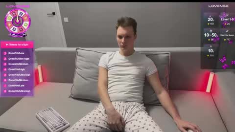 Snapshot of junkii_bae chatting on 02-03-26, 01:15 TeddyAndAlex online show from 02-03-26, 01:15