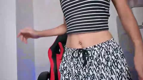 junovaughn online show from 09-09-25, 02:11