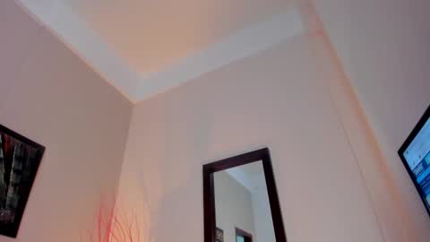 Jupiter Fox online show from 11-12-25, 12:11