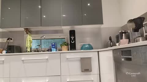 jusahki online show from 09-16-25, 06:03