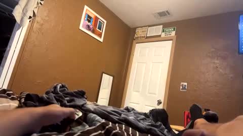 Snapshot of jussumwun chatting on 02-24-25, 02:26 jussumwun online show from 02-24-25, 02:26