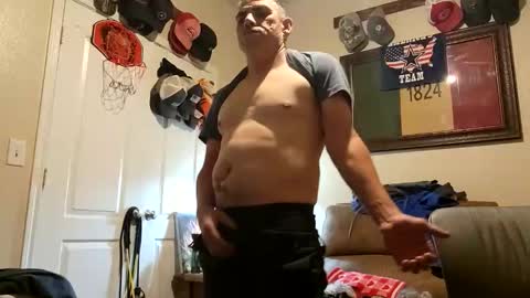 Snapshot of just4fun1523 chatting on 11-13-25, 02:54 just4fun1523 online show from 11-13-25, 02:54