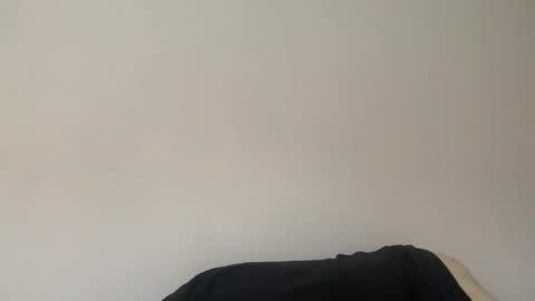 Snapshot of just_a_guy_with_a_big_cock chatting on 10-29-25, 11:23 just_a_guy_with_a_big_cock online show from 10-29-25, 11:23