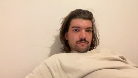 just_a_guy_with_a_big_cock online show from 07-25-26, 03:09