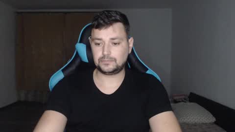 Alex online show from 12-30-24, 05:44