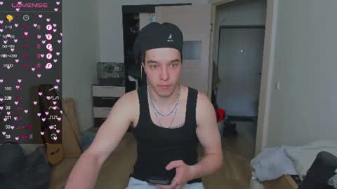 Edwins online show from 06-25-26, 11:04