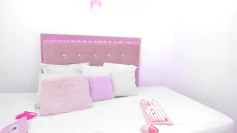  Isa y Luci  online show from 03-06-25, 12:54