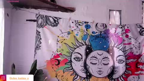 Snapshot of just_katiex chatting on 02-18-25, 12:49 Sofia online show from 02-18-25, 12:49