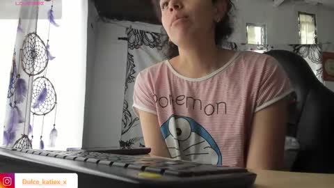 Snapshot of just_katiex chatting on 02-22-25, 06:30 Sofia online show from 02-22-25, 06:30