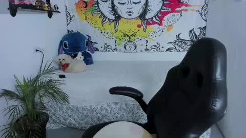 Sofia online show from 12-05-25, 12:25