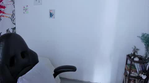 Sofia online show from 02-25-26, 06:06