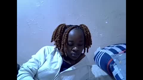 Snapshot of just_nuru chatting on 02-23-25, 09:22 just_nuru online show from 02-23-25, 09:22