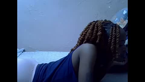 Snapshot of just_nuru chatting on 02-25-25, 08:30 just_nuru online show from 02-25-25, 08:30
