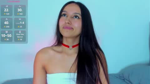 Snapshot of just_soffy chatting on 02-14-25, 01:56 Soffy online show from 02-14-25, 01:56