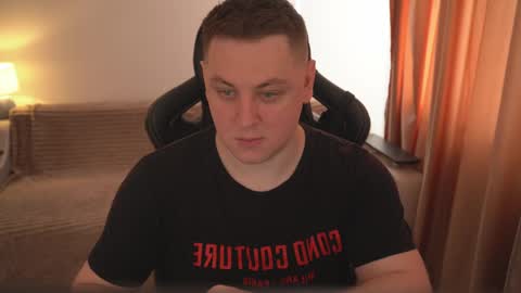 Snapshot of just_top chatting on 04-26-26, 03:32 David online show from 04-26-26, 03:32